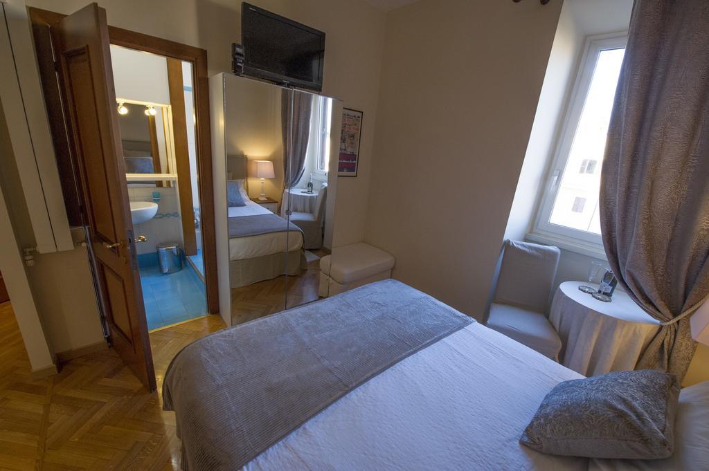Bed&Breakfast A Casa di Lia a Roma Cameră foto